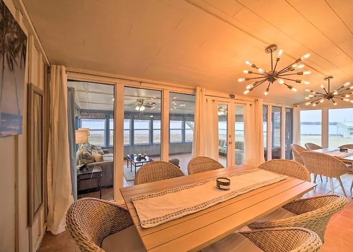 Top Hotels Close to Disney's Magic